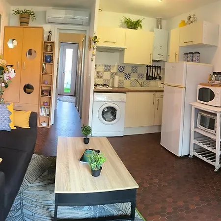 5049 Bergerie 10 *